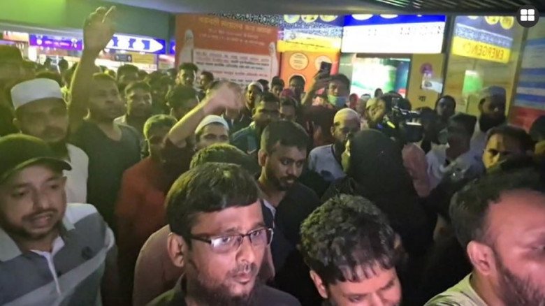 আদ্-দ্বীন হাসপাতালের লাইসেন্স বাতিলে বিক্ষোভ, নিরাপত্তা জোরদ